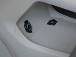 風(fēng)行游艇內(nèi)飾圖片