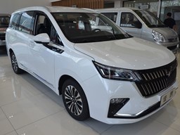 五菱佳辰外觀圖片