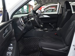 長城金剛炮內(nèi)飾圖片