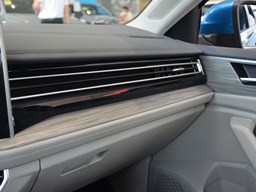 大眾速騰中控圖片