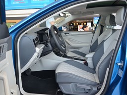 大眾速騰內(nèi)飾圖片