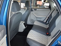 大眾速騰內(nèi)飾圖片