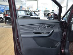 上汽MAXUS G90內(nèi)飾圖片