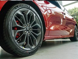 福特?？怂雇庥^圖片