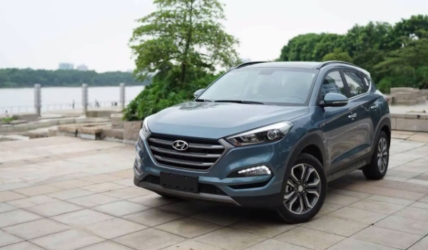 20萬(wàn)左右的車排行榜前十名 20萬(wàn)左右的車排行榜前十名推薦