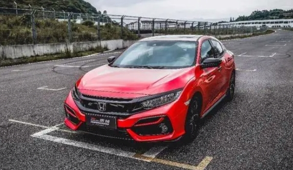 本田思域怎么樣 動(dòng)力加速效果好、油耗低（百公里油耗6升）