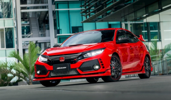 本田思域怎么樣 動(dòng)力加速效果好、油耗低（百公里油耗6升）