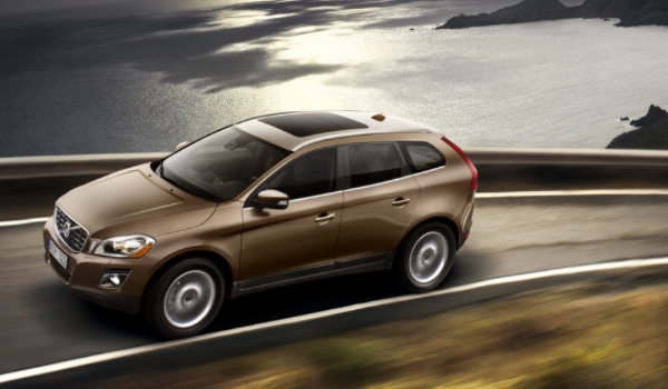 沃爾沃xc60怎么樣 加速動力強(qiáng)、車身油耗低、車內(nèi)空間效果好