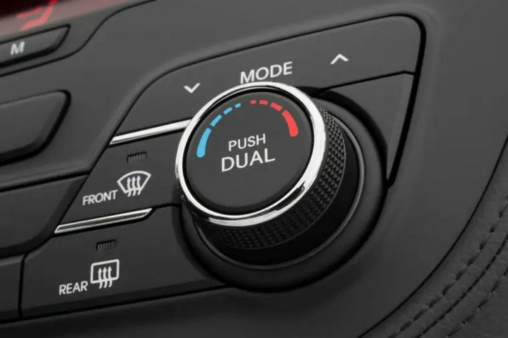 REAR汽車按鍵是什么意思