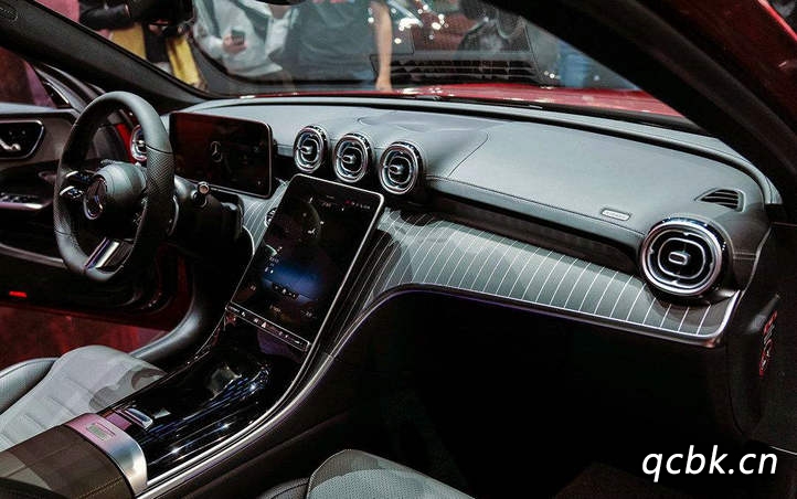 奔馳c級異味重嗎