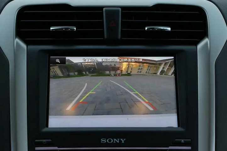 倒車(chē)影像不顯示輔助線怎么回事