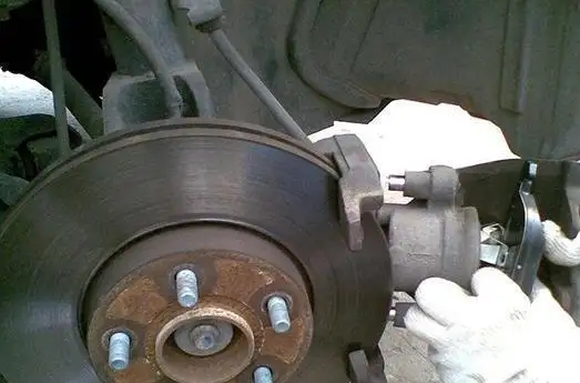 剎車異響尖叫怎么處理