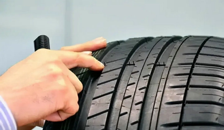如何分辨翻新輪胎
