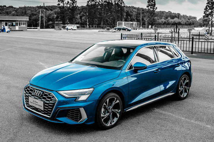 奧迪A3兩廂車多少錢