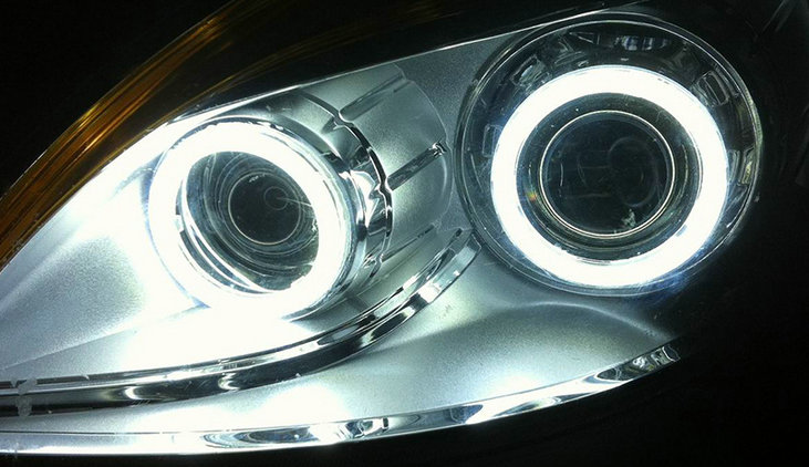 大燈透鏡的作用和原理是什么