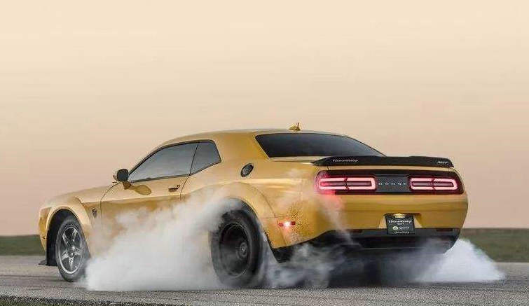 輪胎打滑冒煙傷輪胎嗎