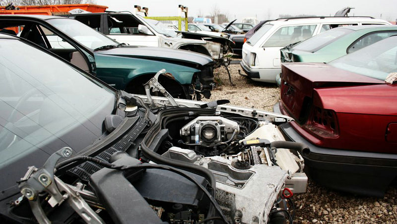 汽車一般開多少公里就報廢了