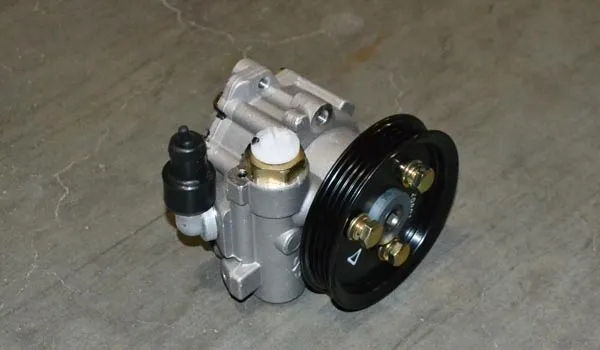 轉(zhuǎn)向助力泵是什么 有什么作用