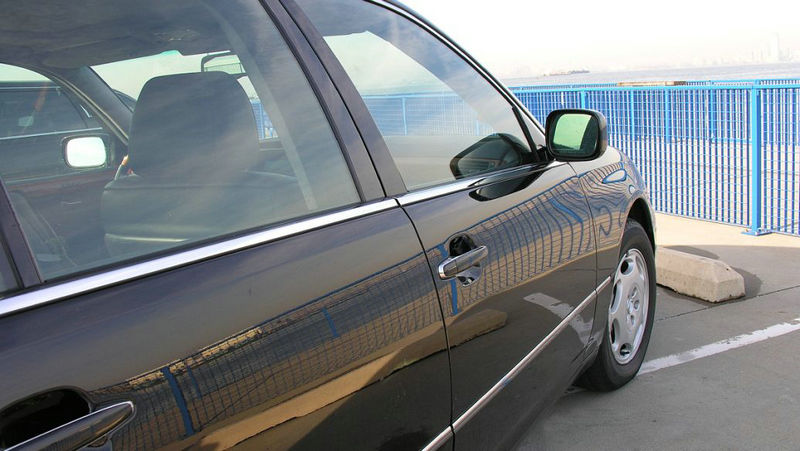 汽車玻璃是鋼化的嗎