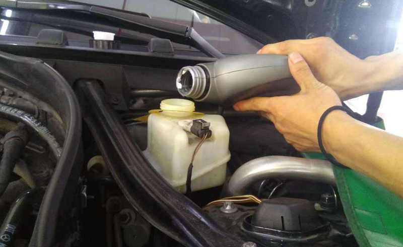 剎車油不換會出現(xiàn)什么問題