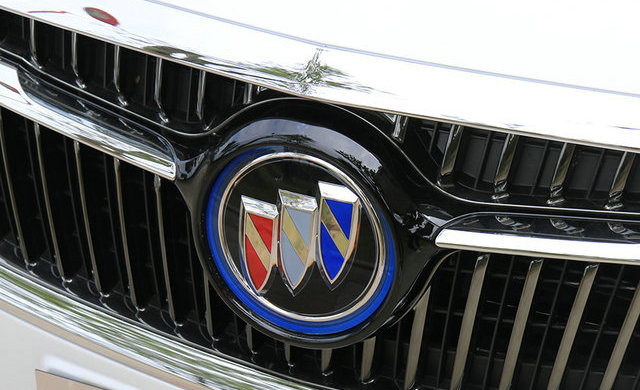 紅白藍(lán)是什么品牌的車標(biāo)