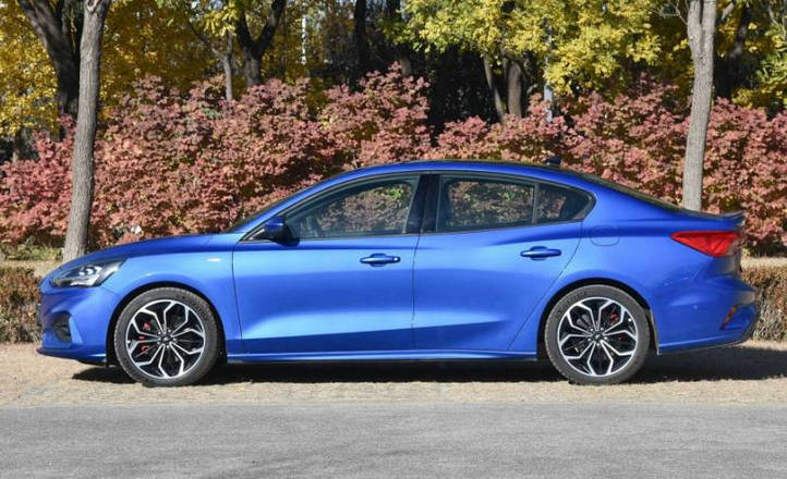 新?？怂褂秃母叩脑蚴鞘裁?></i>
          <h3>新福克斯油耗高的原因是什么</h3>
          <span>用車</span>
          <p class=