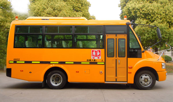 開(kāi)校車要具備什么條件