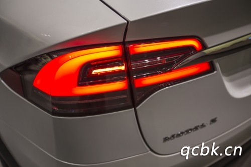 剎車(chē)燈不亮罰款200是否合法