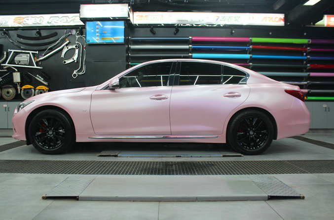 單獨(dú)貼個(gè)前擋風(fēng)玻璃膜多少錢