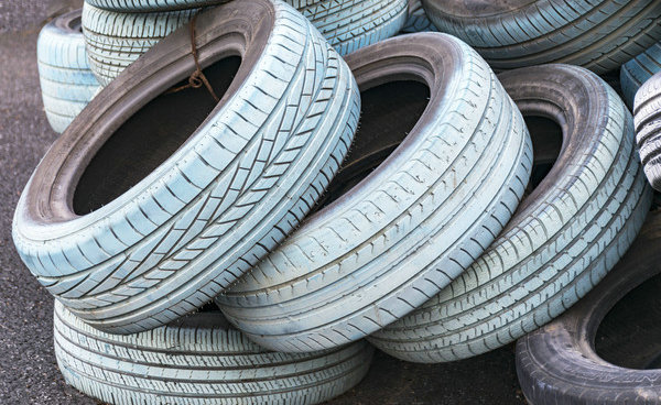 車(chē)胎換了原來(lái)的車(chē)胎還要嗎