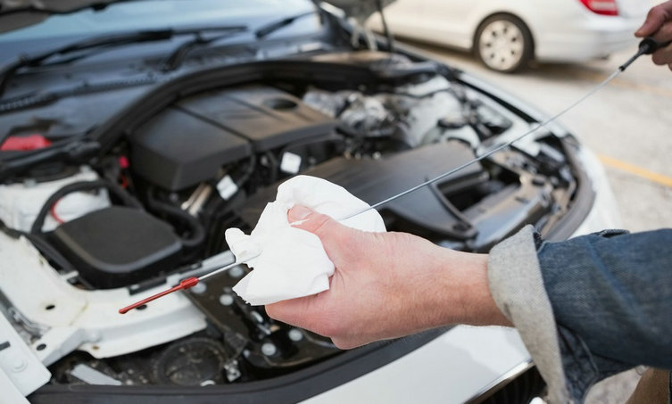 全合成機油一般多久換一次