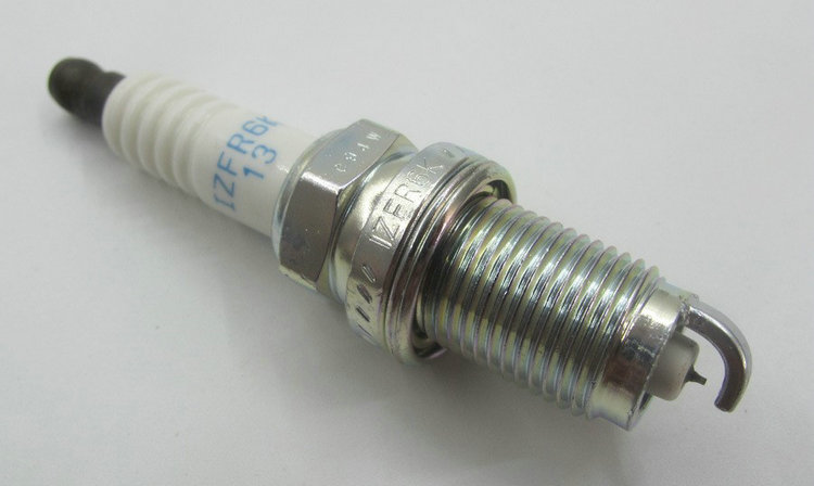 雙鉑金和雙銥金火花塞哪個好