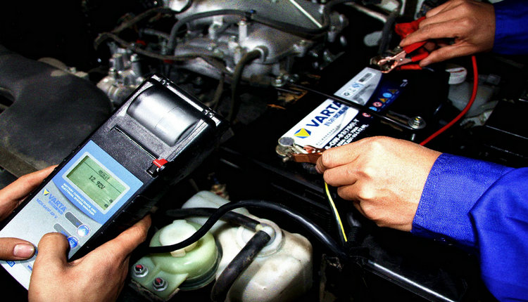 汽車(chē)停了5天電瓶就沒(méi)電怎么回事