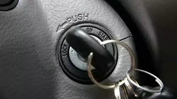 汽車打火沒(méi)反應(yīng)沒(méi)聲音怎么回事