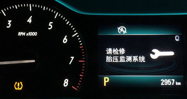 高速上突然顯示胎壓過(guò)低怎么辦