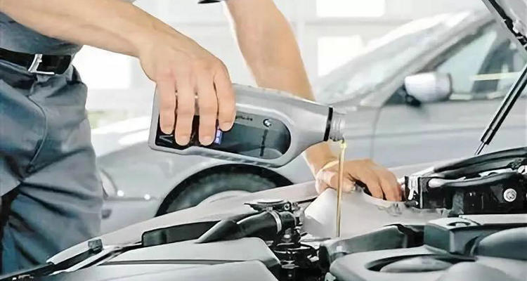 日產(chǎn)送的十次保養(yǎng)機油能用嗎