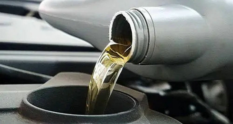 老舊車用5w30還是5w40機油好