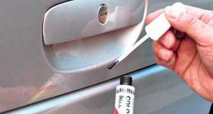 車漆表面有輕微劃痕怎么修復(fù)