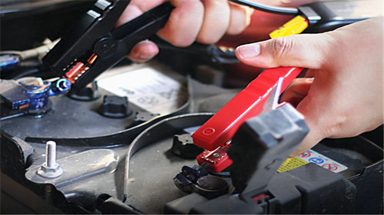 車子搭電怎么自己操作