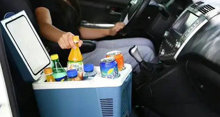 汽車12v電源有什么用