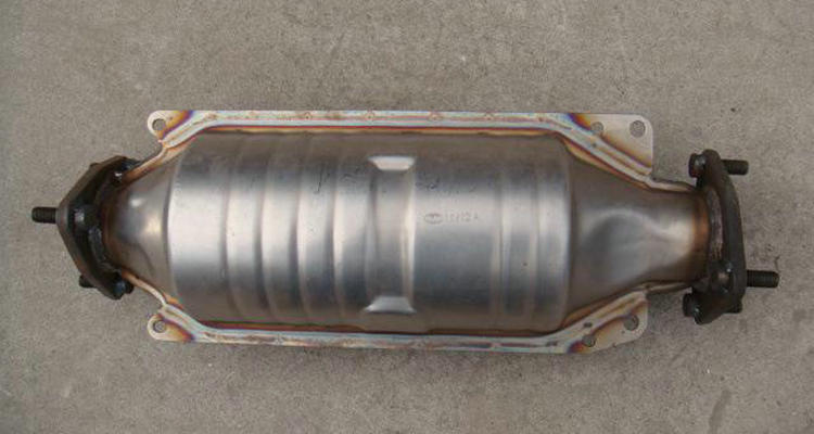 三元催化多長(zhǎng)時(shí)間清洗一次合適