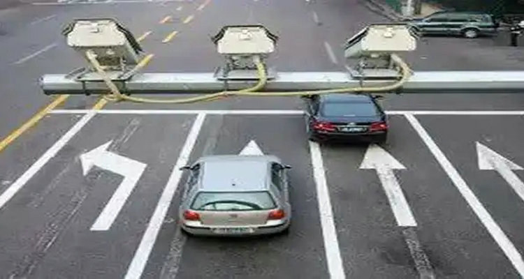 左轉(zhuǎn)燈紅燈可以掉頭嗎