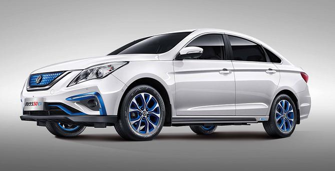 新款風(fēng)行S50EV，NEDC續(xù)航里程為401km