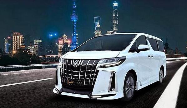 豐田埃爾法黃金特別版，舒適感強，動力足