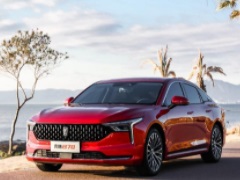 一汽奔騰b70多少錢 落地價(jià)11萬左右