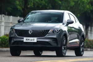 東風(fēng)風(fēng)光ix5價(jià)格，市場(chǎng)在售2021款報(bào)價(jià)9萬元