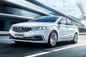 吉利博瑞怎么樣值得購買嗎，動(dòng)力性能充沛（油耗實(shí)測(cè)9L起）