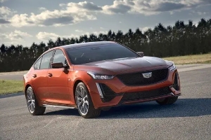 凱迪拉克ct5油耗高不高，并不算高（實(shí)測油耗10L左右）