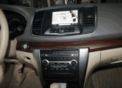 三款配置實(shí)用性小, 花的錢(qián)還不少配置，看看你的車有裝嗎?