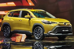 豐田鋒蘭達(dá)的參數(shù)及配置 動(dòng)力十分充沛(車(chē)身長(zhǎng)達(dá)4.4米)